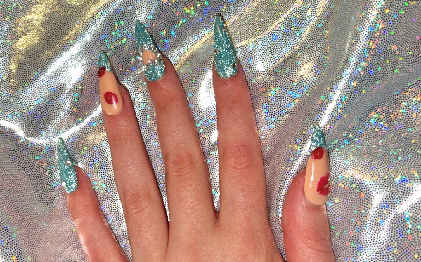 Sabrina Carpenter Inspired Press On Nails